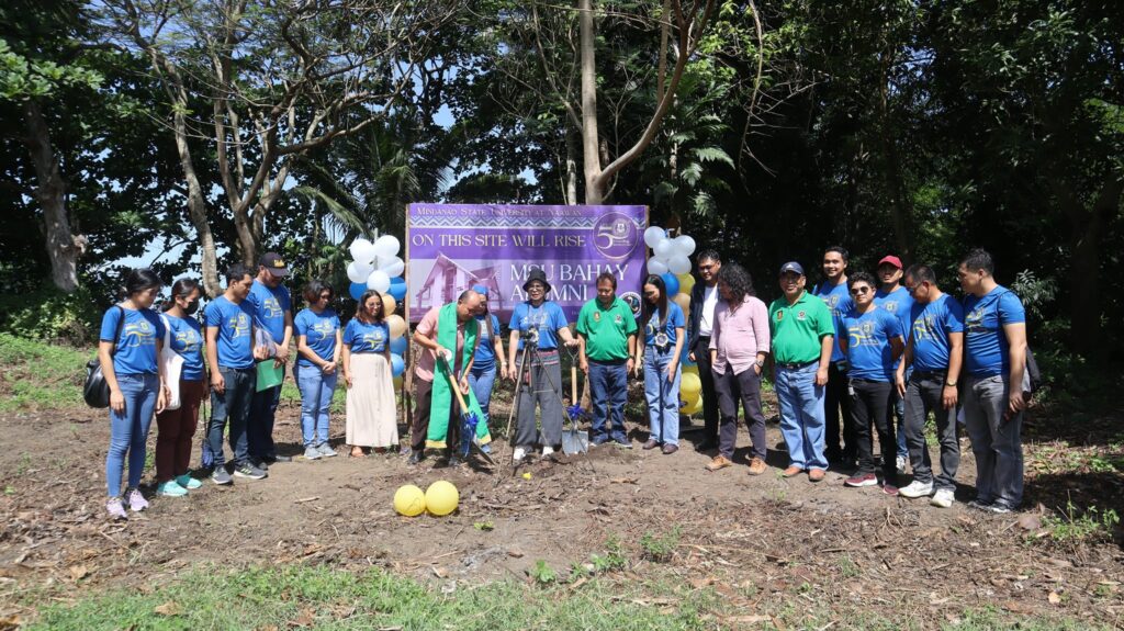 Breaking new ground for the 'MSUAA Balai Alumni sa MSU at Naawan.